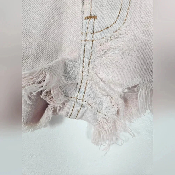 Re/done‎ Levi’s the short cut off pink shorts NWT Size 26 - Picture 3 of 8